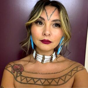 Meet your Posher, Tapisa